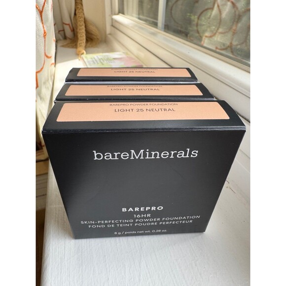 bareMinerals BAREPRO powder foundation LIGHT 25 NEUTRAL - Picture 1 of 3